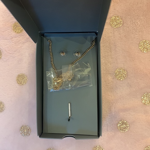 Violet Harper Isla Layered Necklace + Black Druzy Earring Set - Picture 4 of 4